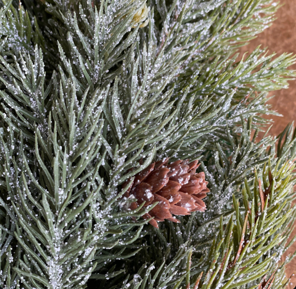 Frosted White Spruce Wreath 7"